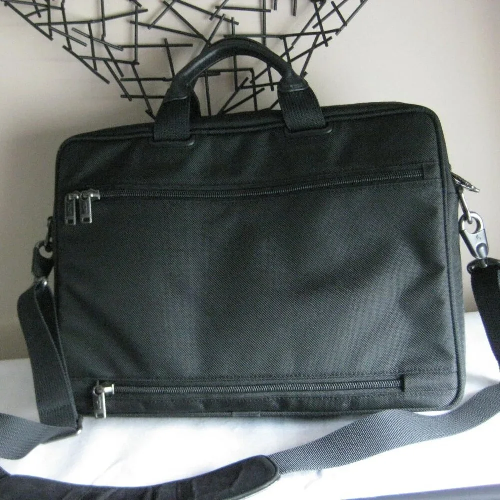 TUMI Alpha Slim Laptop Tablet Briefcase Shoulder Bag Case
